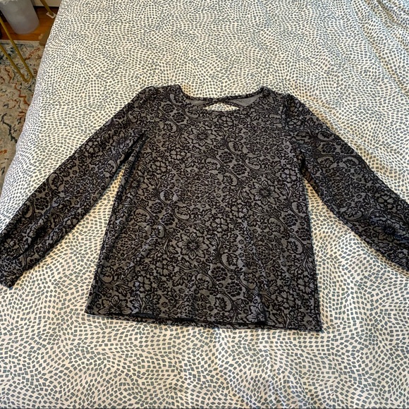 🏷NWT LOFT LS Shirt - Picture 4 of 8